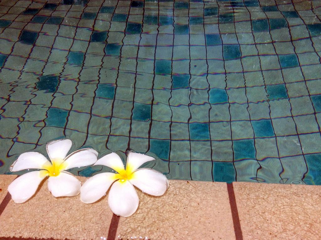 Apartments In The Title Beach Rawai Ngoại thất bức ảnh